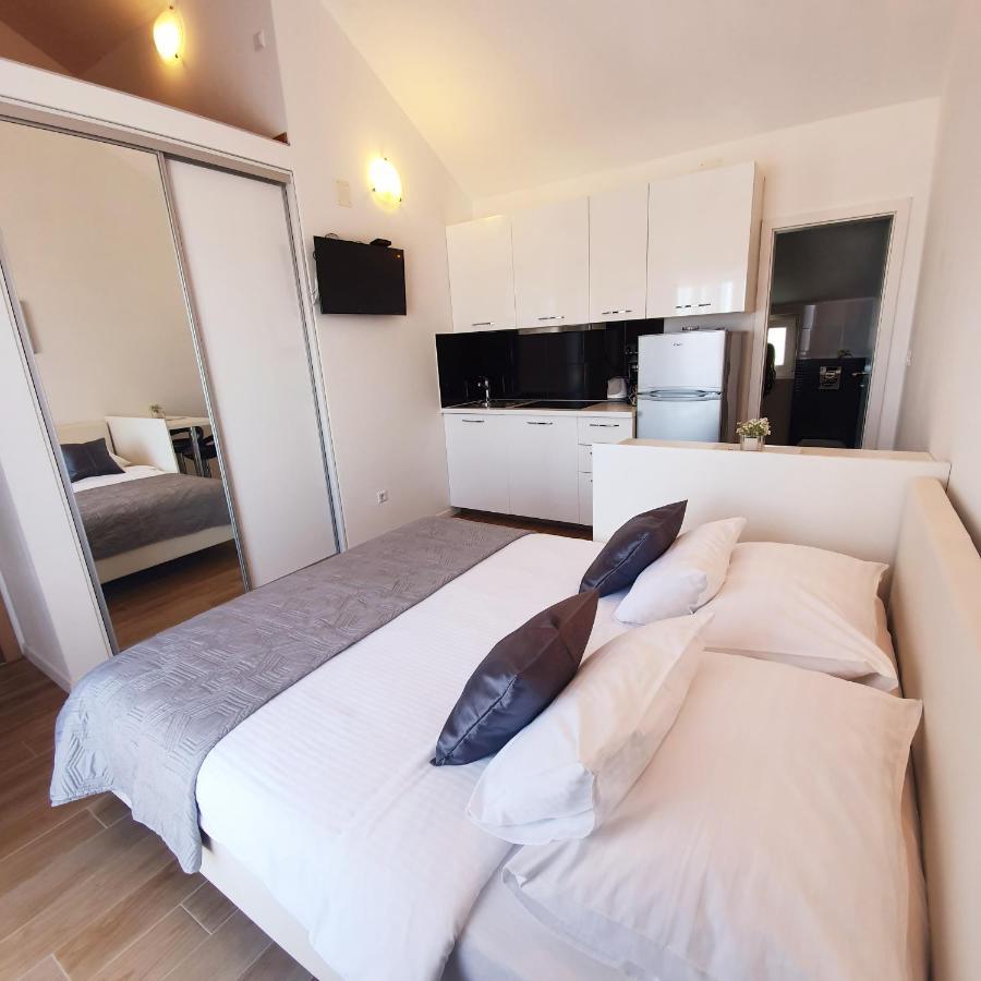 Apartments Marti Муртер Экстерьер фото